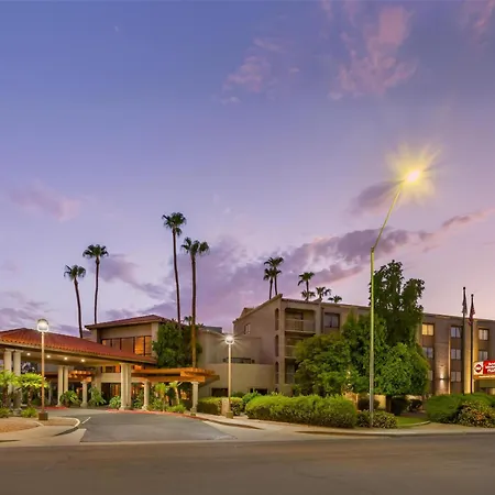 Best Western Plus Scottsdale Thunderbird Suites