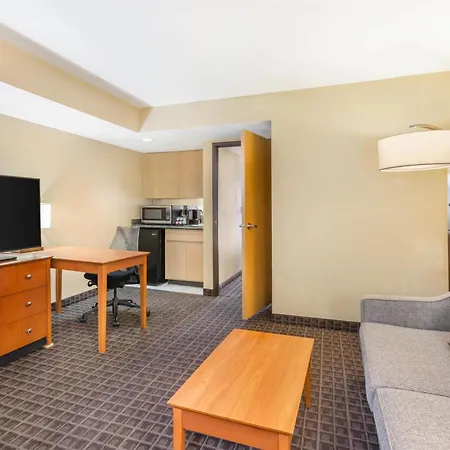 Best Western Plus Scottsdale Thunderbird Suites