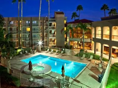 Western Thunderbird Hotel