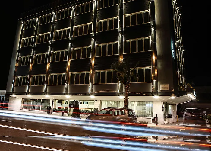 Hotel Western Thunderbird