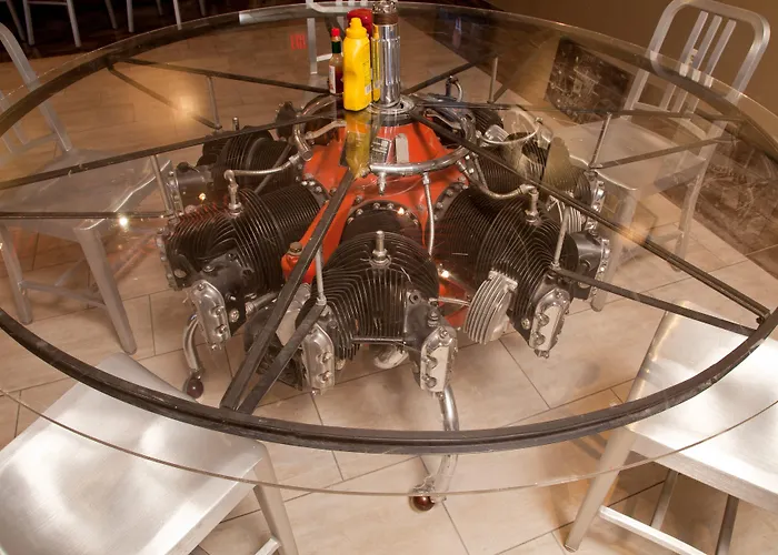 Western Thunderbird 3*