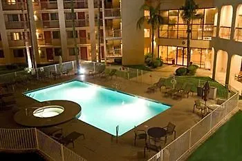 Western Thunderbird Hotel 3*