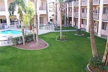 Western Thunderbird Hotel 3*